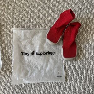 Brand New - Tiny Explorings, baby sock shoes   Size 12-18 mo